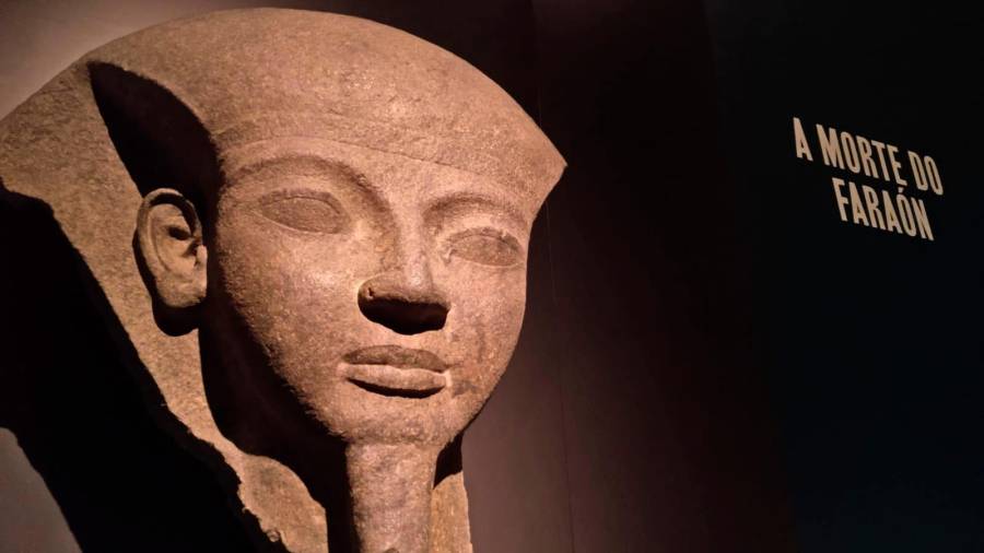 Réplica do fragmento da tapa do sarcófago do faraón Ramsés VI, unha peza clave da exposición. Foto: ECG