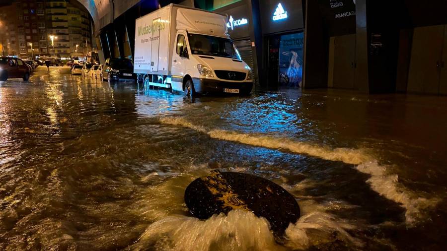 diciembre mojado. Inundaciones provocadas por las intensas lluvias en Vigo. Foto: Scenick