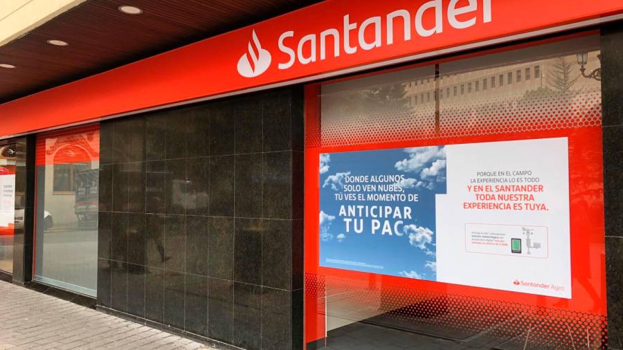 Sucursal del Banco Santander especializada en dar servicios al mundo agrario.