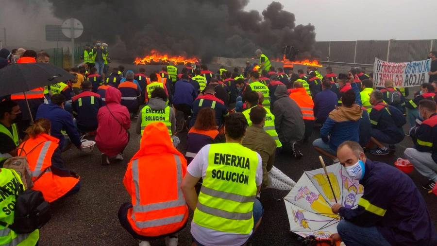 Imagen de archivo de una protesta de trabajadores de Alcoa. FOTO: EMITIDA (COMITÉ DE EMPRESA DE ALCOA)