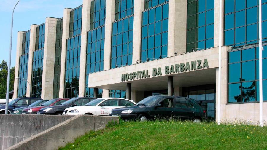 Fachada del Hospital do Barbanza, donde se produjeron los hechos. Autor: XG