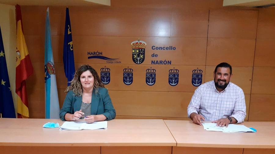 LA ALCALDESA de Narón, Marián Ferreiro, junto al concejal de Servicios de este ayuntamiento de Ferrolterra, Ibán Santalla. Fotos: G. C. 