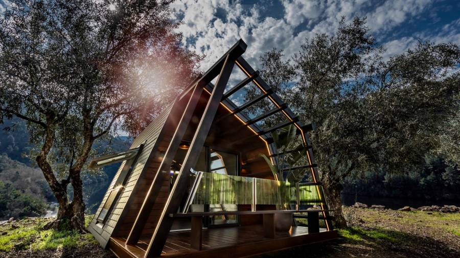 Deseño dunha das innovadoras cabanas modulares Quechova, creadas polo coñecido piloto carballés Fran Gómez Pallas. Foto: Quechova