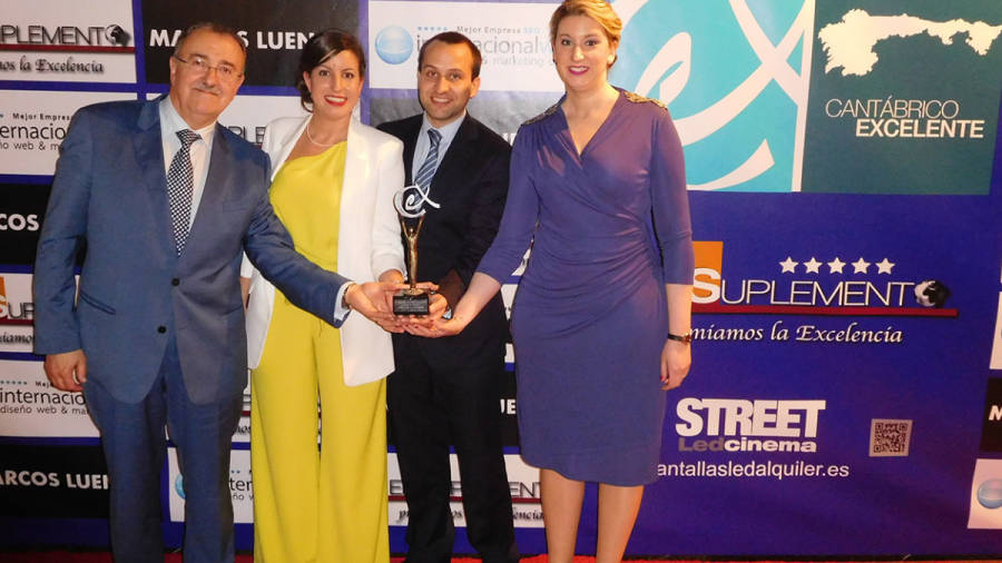 La firma compostelana Mieres & Balsan recibe el Premio Cantábrico Excelente del 2018