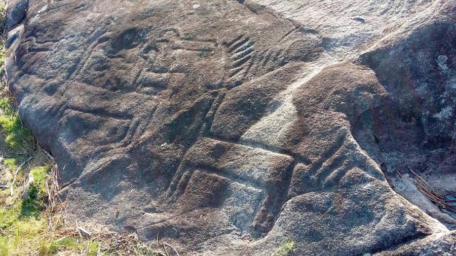 BRIÓN. Imaxe dos petróglifos de Os Mouchos, que están ubicados preto da aldea rianxeira de Brión. Foto: C. de Rianxo