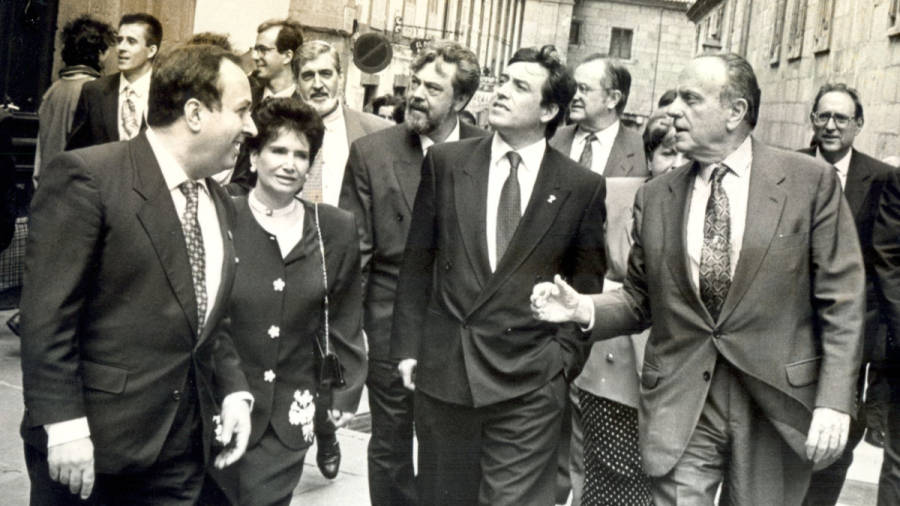 ...Cuando el presidente del Gobierno de La Rioja fue recibido en Compostela por Manuel Fraga