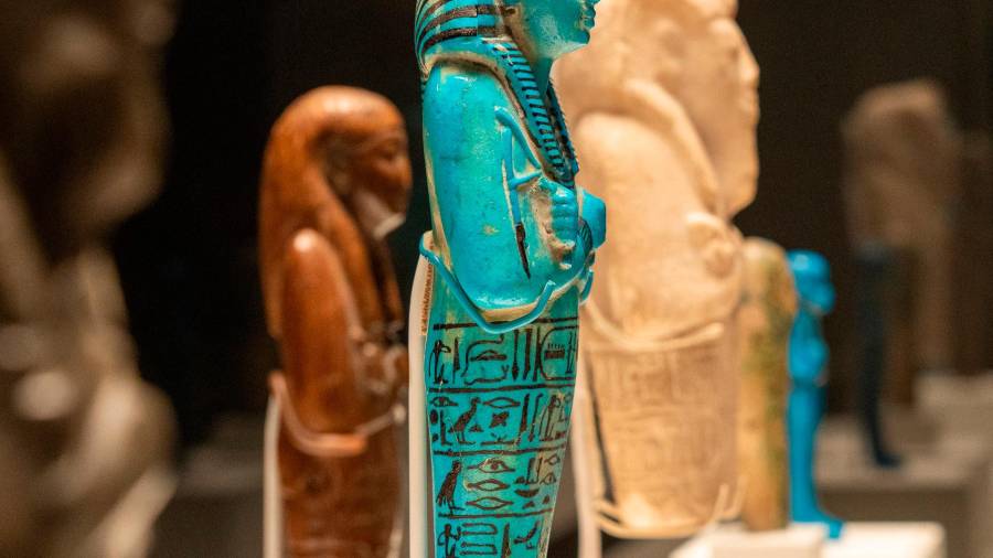 Desentrañando los grandes misterios de los jeroglíficos egipcios