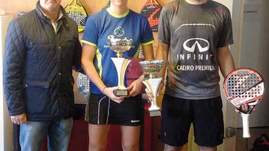 Alicia Seijas y Fernando Aldao, del Squash Santiago, campeones gallegos de pádel