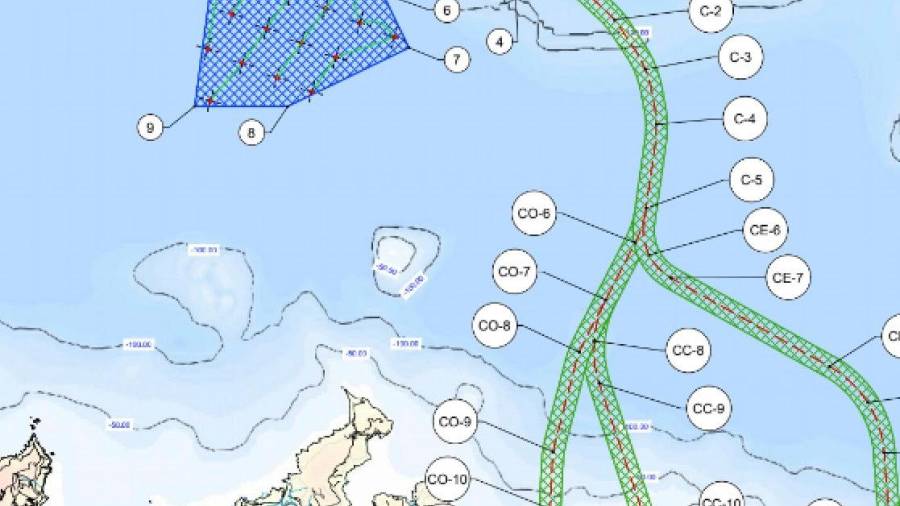 Vista de los cables submarinos y cómo quedaría uno de los parques de Ibedrola ante la costa norte gallega. Foto: Adega