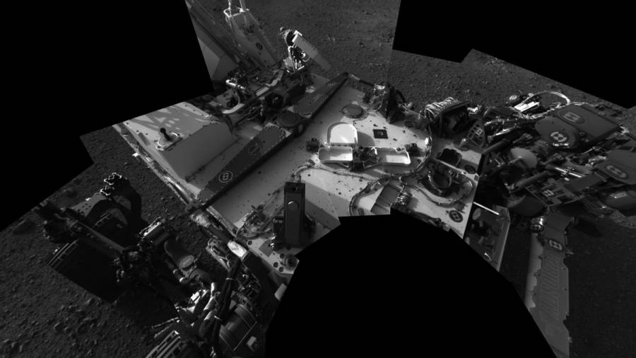 El robot explorador Curiosity envía la primera panorámica del cráter Gale