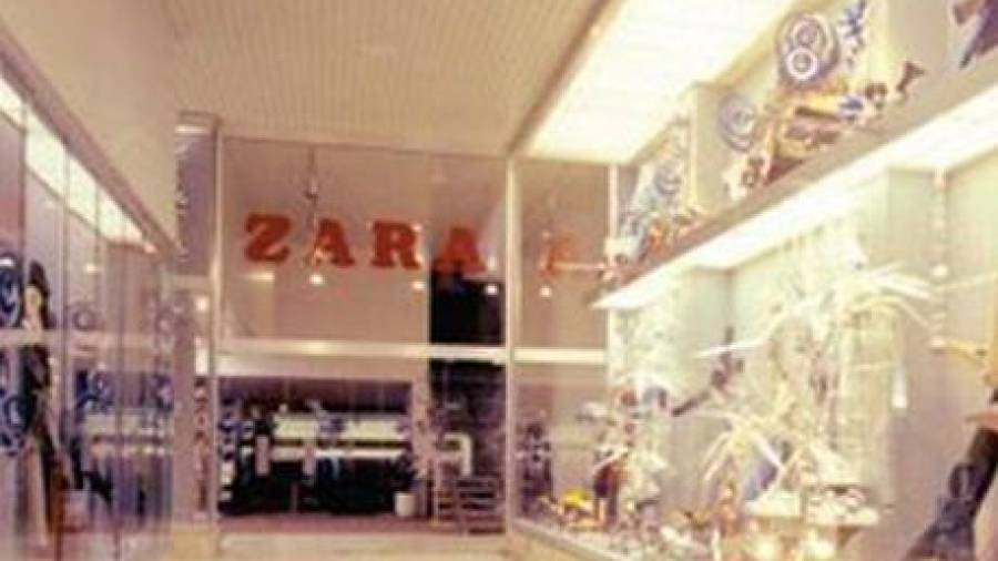 El primer Zara –no pudo llamarse Zorba– abrió sus puertas en el año 1975. Foto: ITX