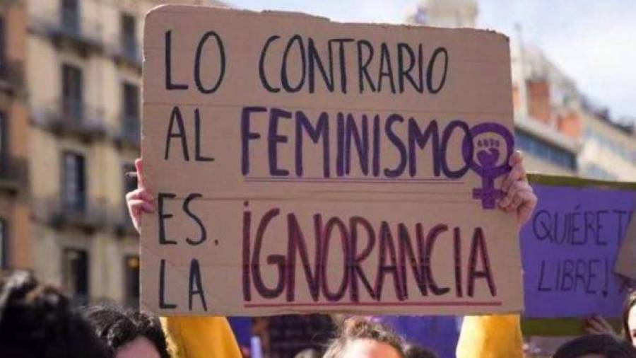 Imagen del cartel difundido por Irene Montero, ministra de Igualdad, en un tuit.