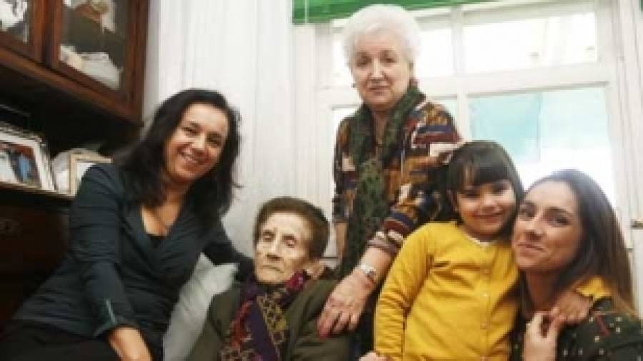 La matriarca de la casa de las mujeres muere a los 102 años