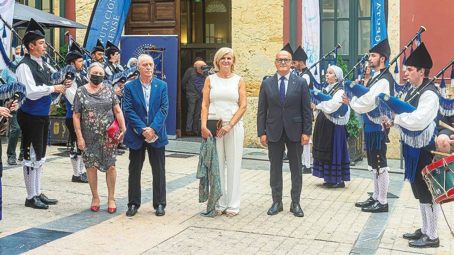 María Neira y Manuel Baltar en la celebración de entrega del Ourensanía 2020 . Foto: ECG