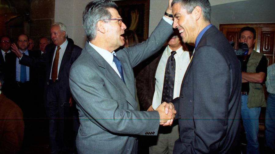 BO ROLLO. Con José Luis Meilán, un dos pais do Estatuto e barón daquela UCD tribal, na gala dos Premios Gallegos del Año, no 1995.