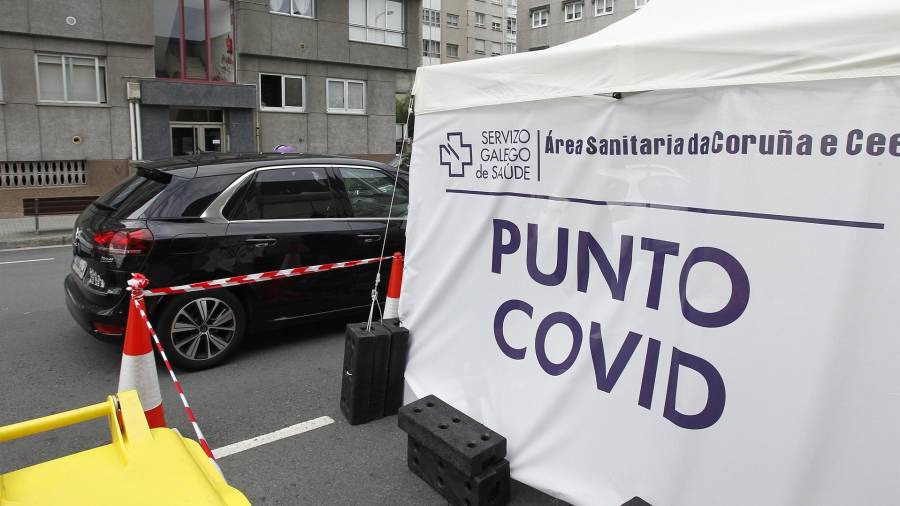 Foto de archivo del punto COVID habilitado en el Ventorillo, en A Coruña, para realizar las pruebas PCR. AYUNTAMIENTO DE A CORUÑA