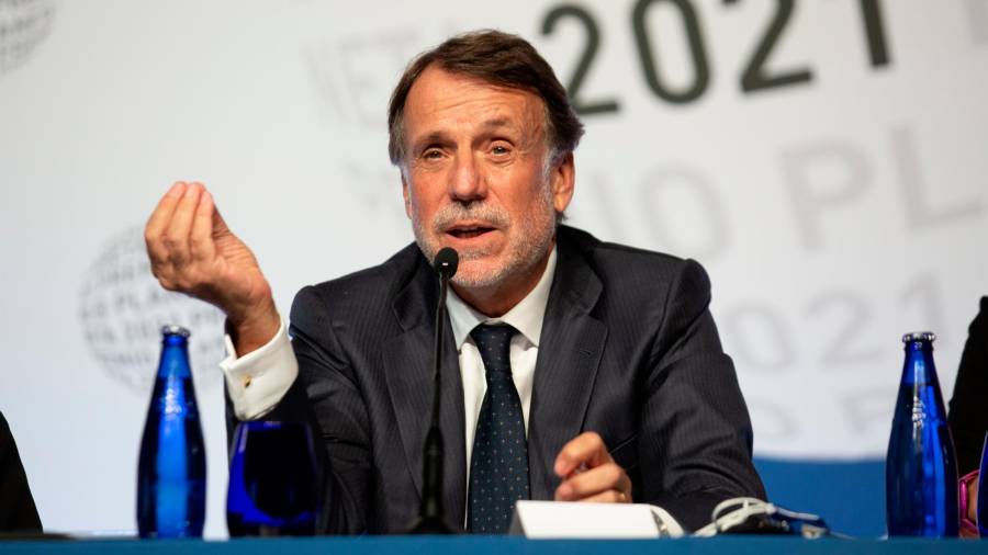 El presidente del Grupo Planeta, José Creuheras, durante la rueda de prensa ofrecida ayer. Foto: Europa Press