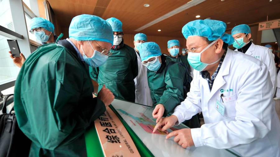 Un grupo de expertos de la OMS llega a Wuhan. FOTO: Tpg/TPG via ZUMA Press