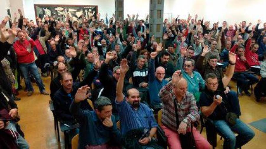 La patronal y los sindicatos del metal alcanzan un acuerdo después de 16 días consecutivos en huelga