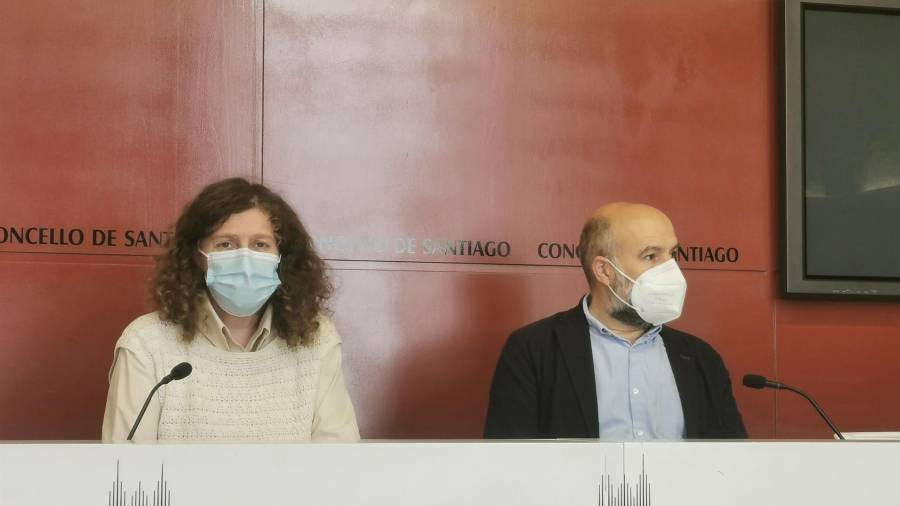 Goretti Sanmartín y Néstor Rego, durante la rueda de prensa ofrecida hoy en Santiago Foto: ECG