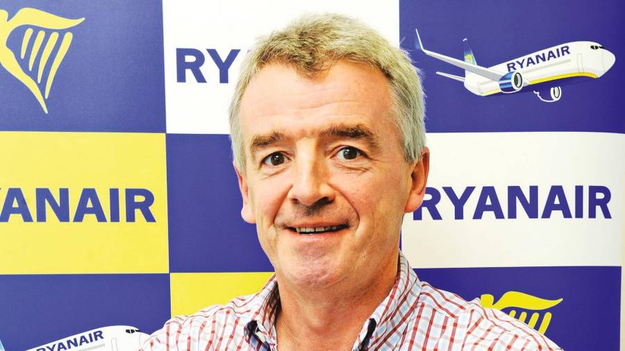 Lavacolla demanda ‘low cost’ y Ryanair se lo pone en bandeja