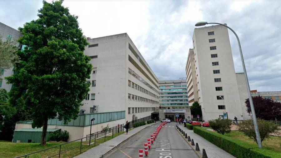 Médicos de Ourense denuncian sobrecarga en la sanidad pública