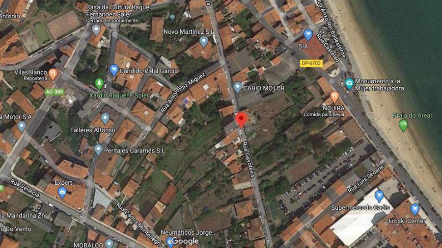 En la imagen de Google Maps, la rúa Gavoteira, en A Pobra, donde se produjo el suceso.