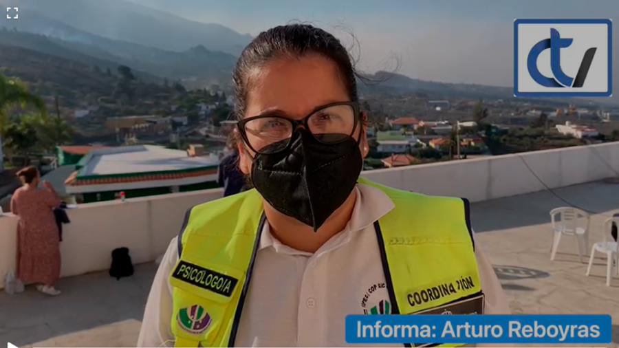 Un batallón de psicólogos especializados aborda las graves crisis de ansiedad que sufren los afectados por el volcán de la Palma