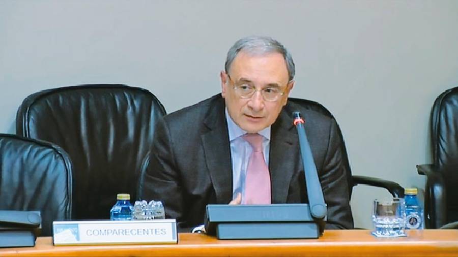 O director xeral da RTVG, Alfonso Sánchez Izquierdo, na súa intervención n Parlamento.