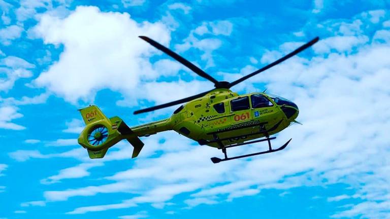Helicóptero medicalizado como o que asistiu no accidente de Santa Comba. Foto: Helico