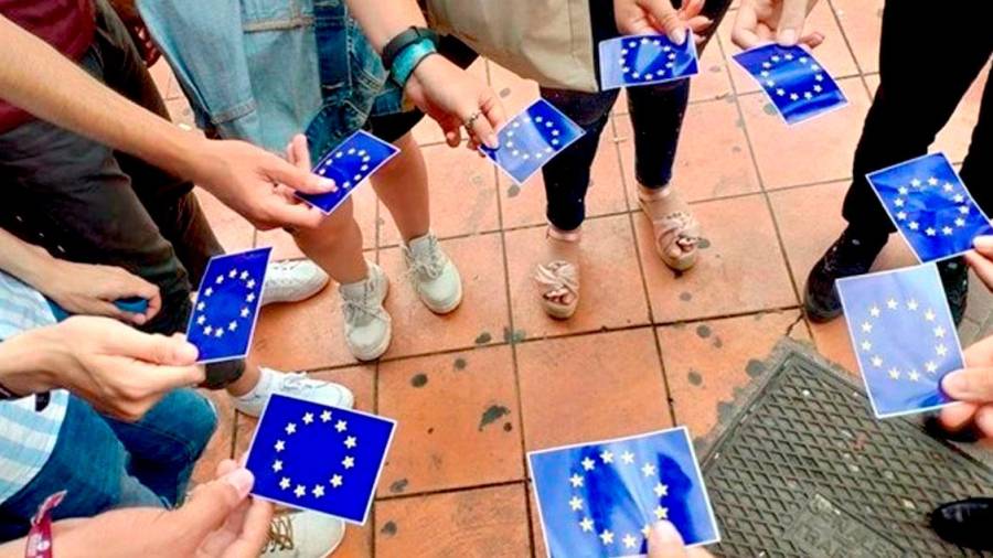 vacunación. Estudiantes del programa Erasmus que pondrán rumbo en agosto a países europeos. Foto: E.P.