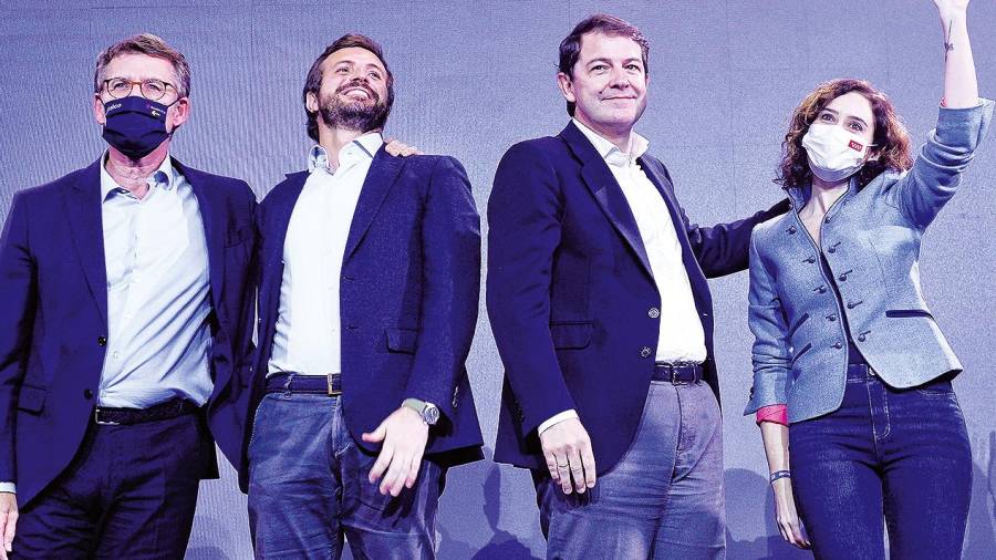 Feijóo, Casado, Mañueco y Ayuso en el mitin de cierre de campaña.